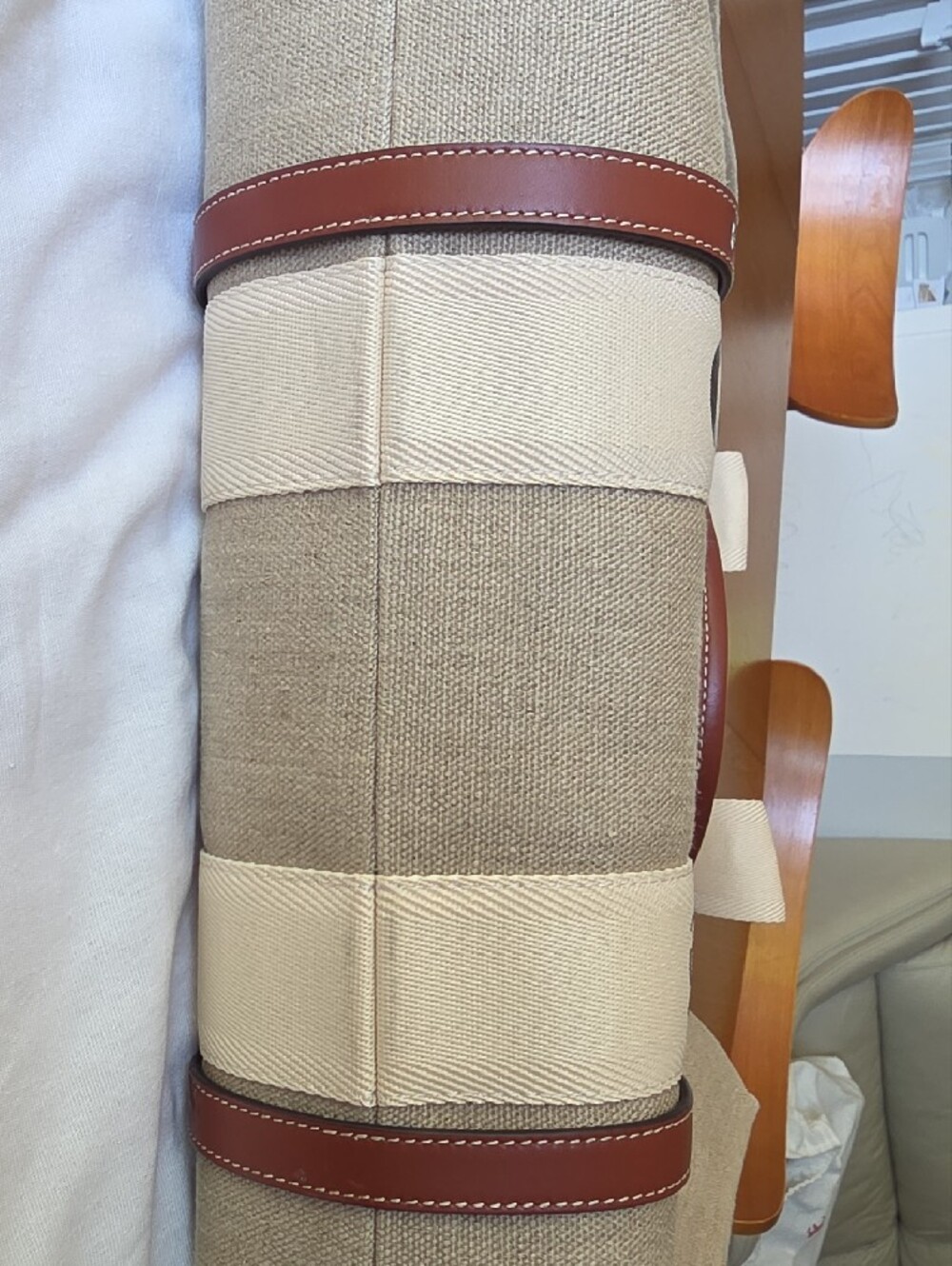 Chloé Beige Canvas Tote with Logo Straps and Brown Trim Large With Dust Bag - Picture 5 of 12